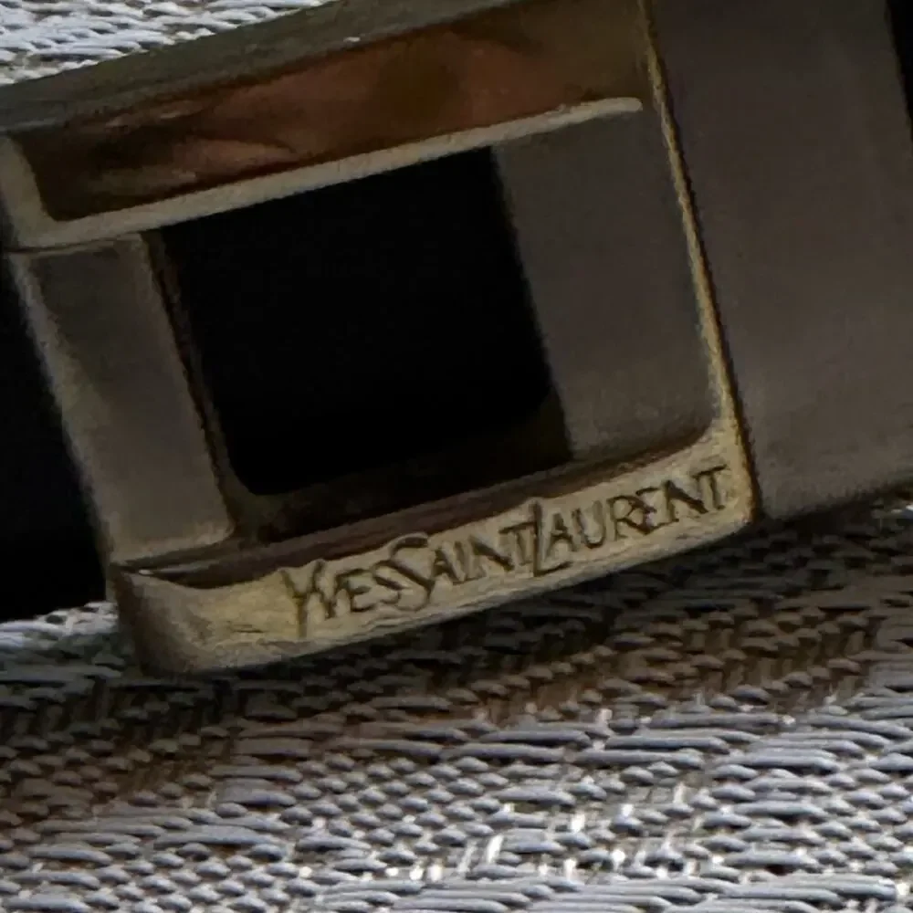 Yves Saint Laurent Black & Brown reversible Leather with brass buckle sz 36